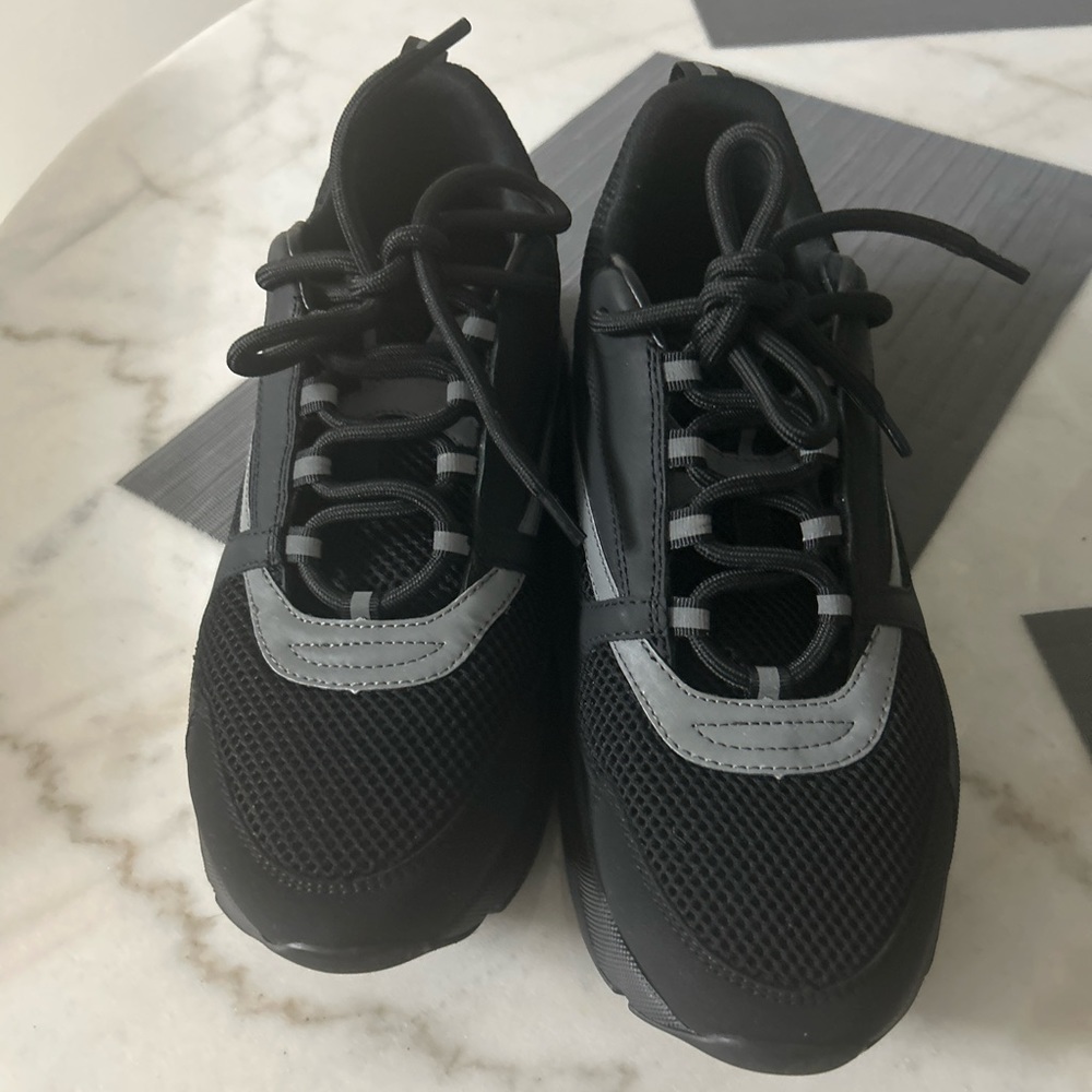 Dior B22 Black and Silver
